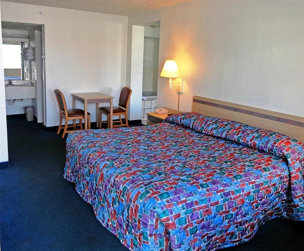 Days Inn By Wyndham Indianapolis South Dış mekan fotoğraf