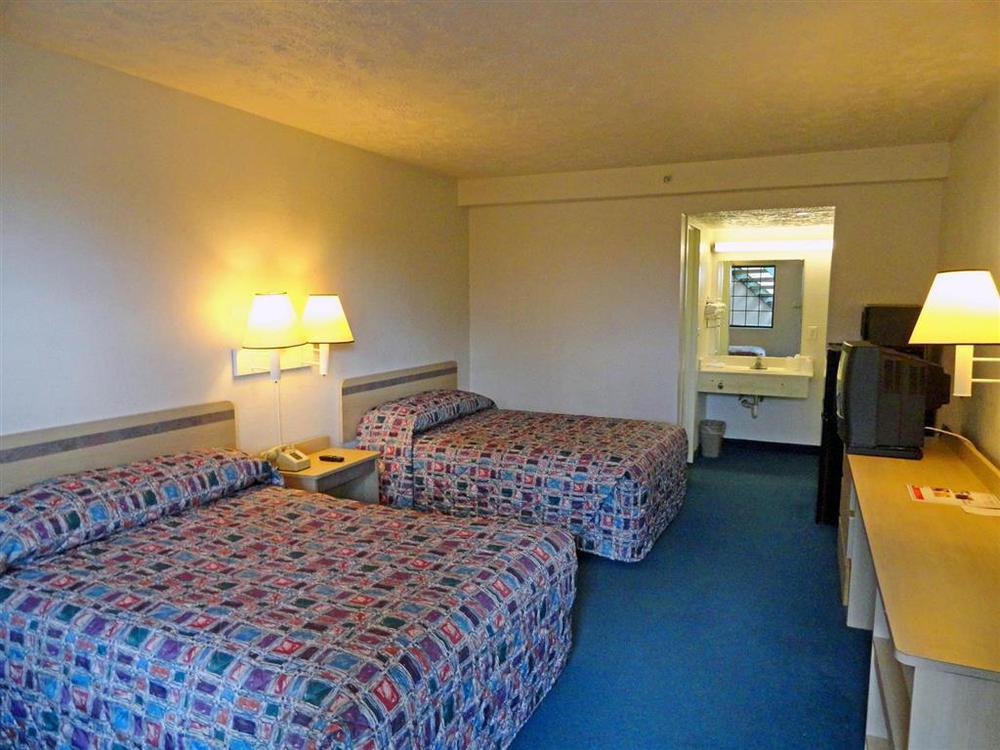 Days Inn By Wyndham Indianapolis South Oda fotoğraf